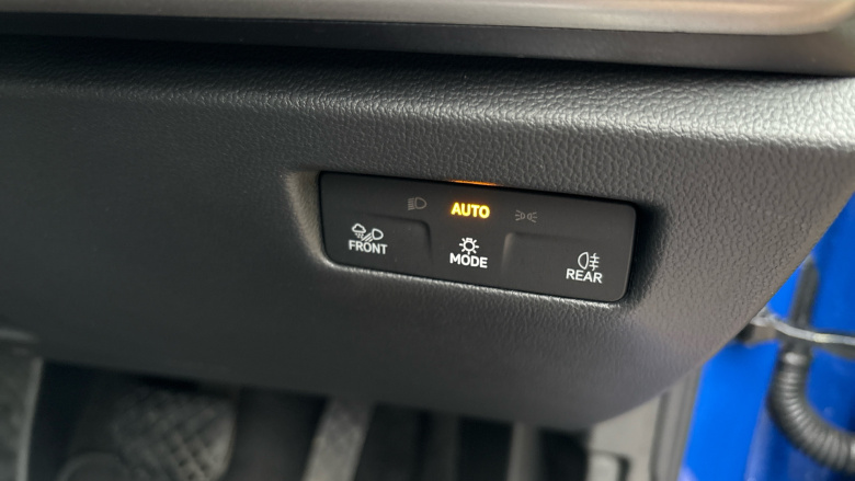 Skoda Superb 2.0 TDI 193 Laurin + Klement 4X4 5dr DSG Diesel Estate